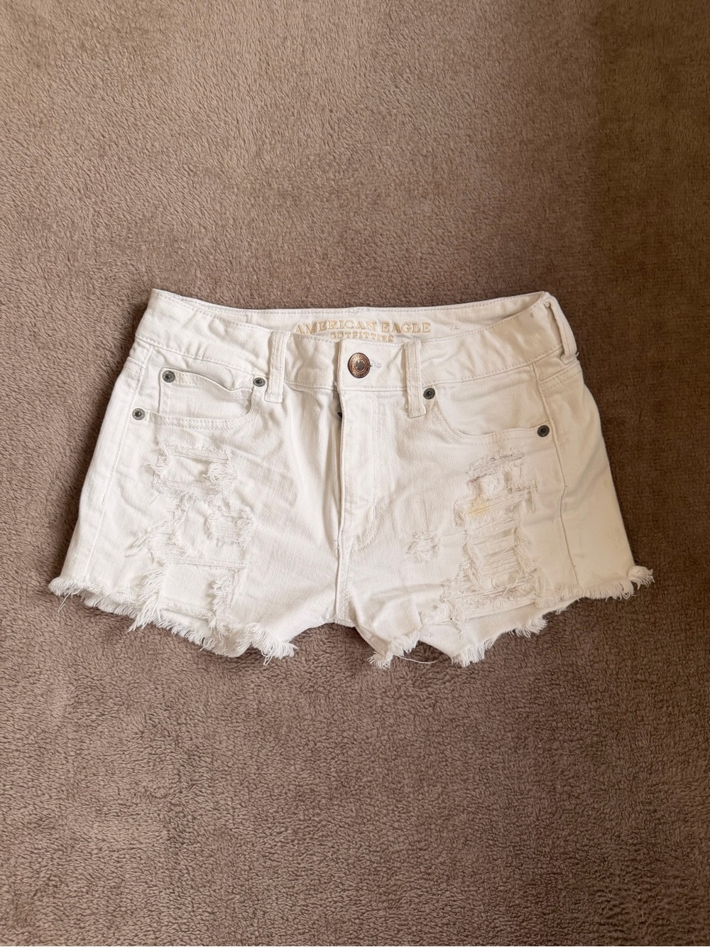 AE White Denim Shorts Ripped Frayed Hem Size 4 Super Stretch